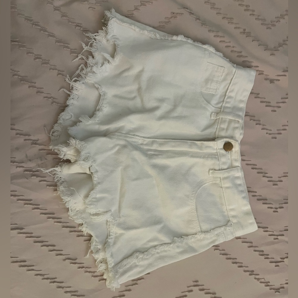 White Frayed Hem Women Shorts